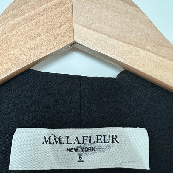 MM Lafleur Tory Dress in Black Size
6 Midi Faux Wrap Short Sleeve - Picture 10 of 11